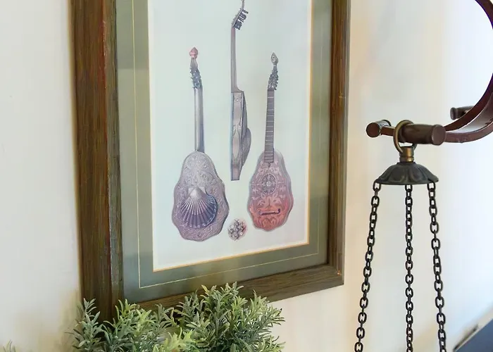 Joanna's Centre * Trípoli